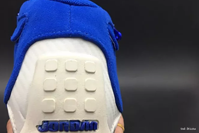 831 18 Affordable Air 7607 AA2494- Blue Jordan Racer 0804